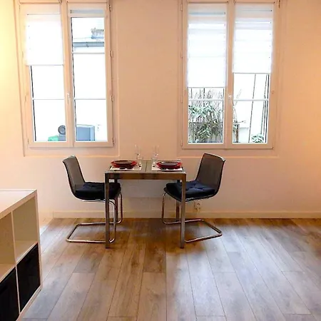 Le Des Ternes Apartment *