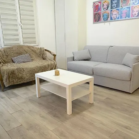 Le Rennequin * Παρίσι