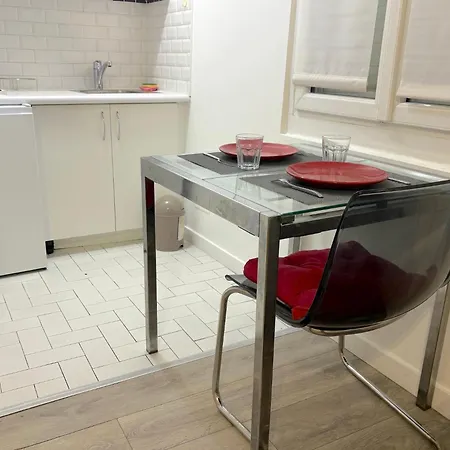 Le Rennequin Apartment *