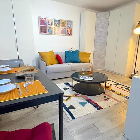 Le Rennequin Apartamento Paris