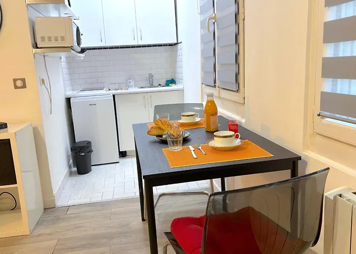 Le Rennequin Apartamento Paris